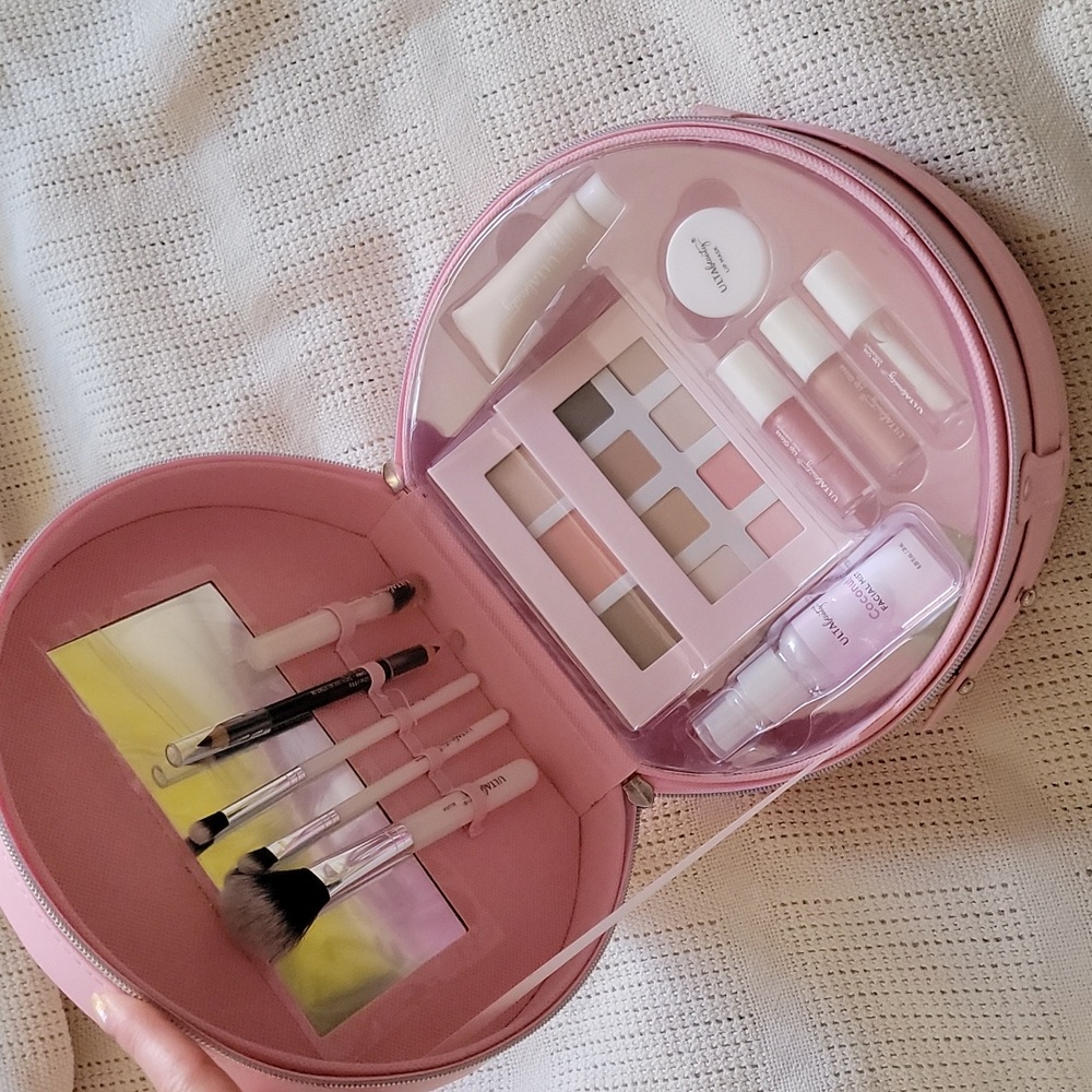 Ulta Be Beautiful Beauty Box 2021 in Pink